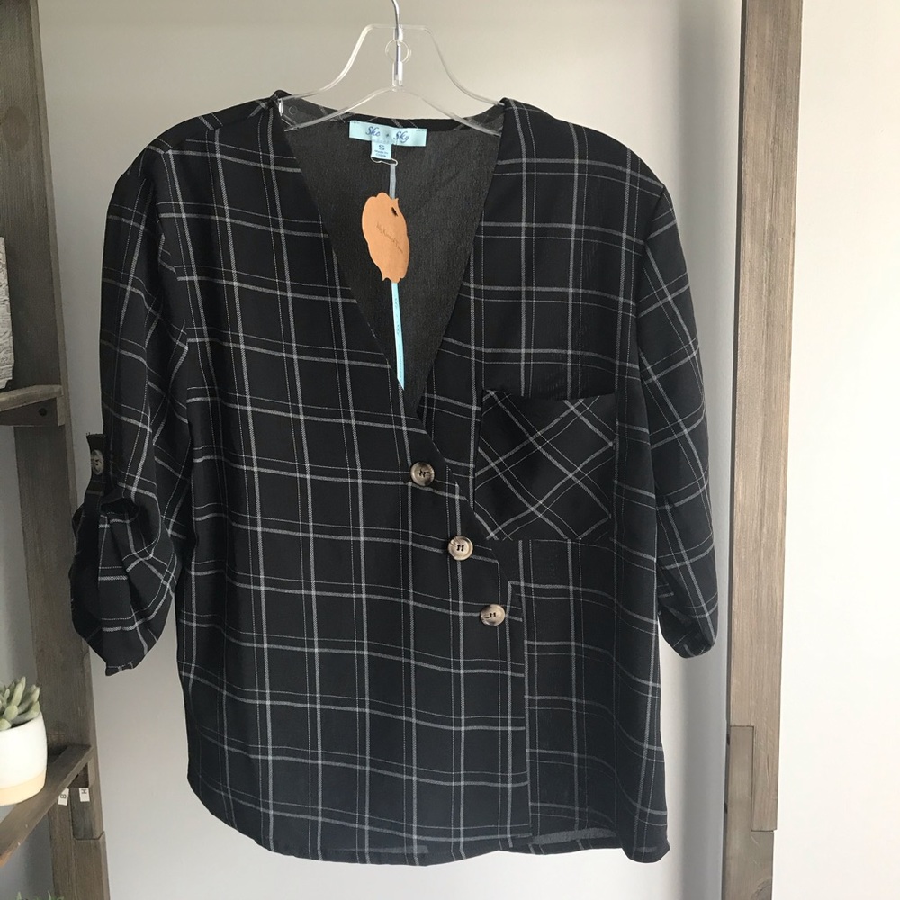 She + Sky Blouse V-Neck Size S